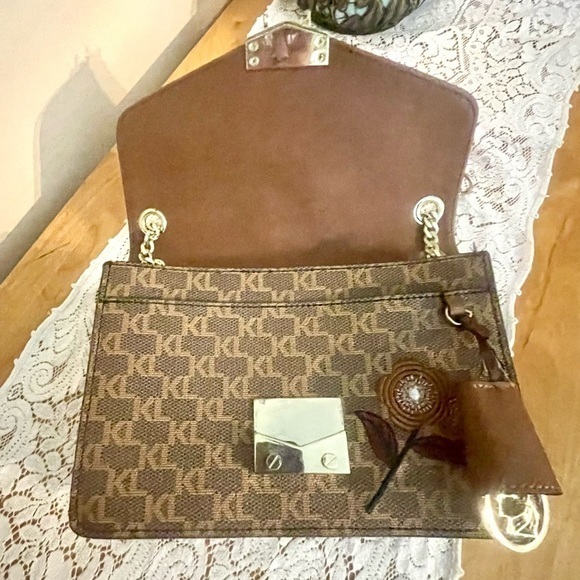 Karl Lagerfeld  Flower & Butterfly Crossbody Bag Certified Authentic 🔥EUC🔥 - Picture 6 of 16